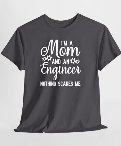 Alternative view of Mom and Engineer Unisex Tişört